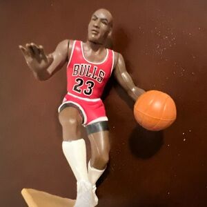 NBA Vintage 1992 Michael Jordan #23 Starting Line Up Kenner